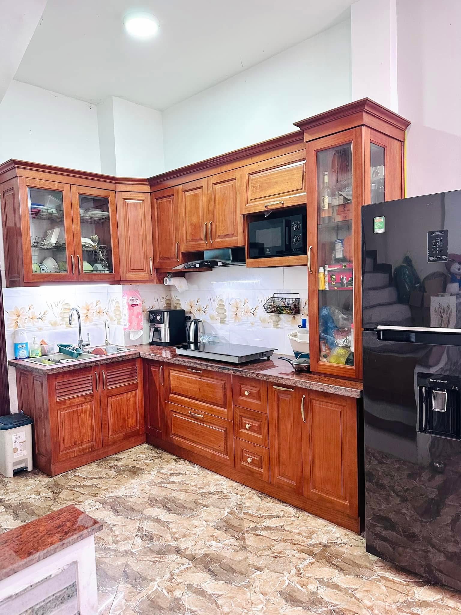 Cho thuê nhà ngõ 200 Vĩnh Hưng, 5 tầng x 42 m2, 3 ngủ khép kín, 12.5 Triệu - Ảnh 2